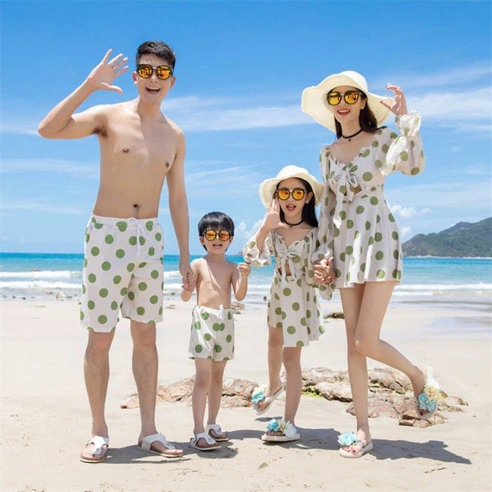 부모-자식 페어 수영복 부모-자식 페어 룩 키즈 수영복 보이 쇼츠 여성용 원피스 수영복 남성 수영복 부모-아동 의상 봄 여름 바다 여행 자외선 차단 아동 수영복 소녀 도트 패턴 패셔너블 수영복 qinzizh10