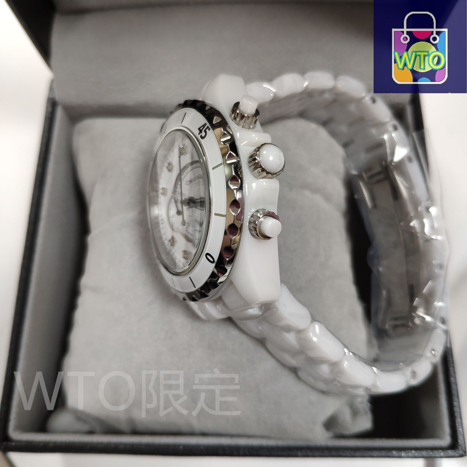 極美品　CHANEL J12 H2009 41ミリクロノ　自動巻高級メンズ腕時計 CHANEL シャネル H2009 J12 クロノグラフ メンズ 自動巻き