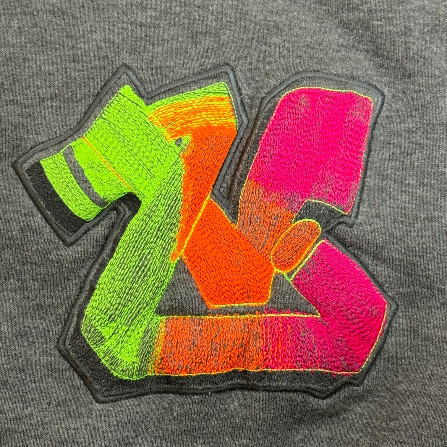 LOUIS VUITTON(ルイヴィトン) 22AW 3DLVグラフィティエンブ