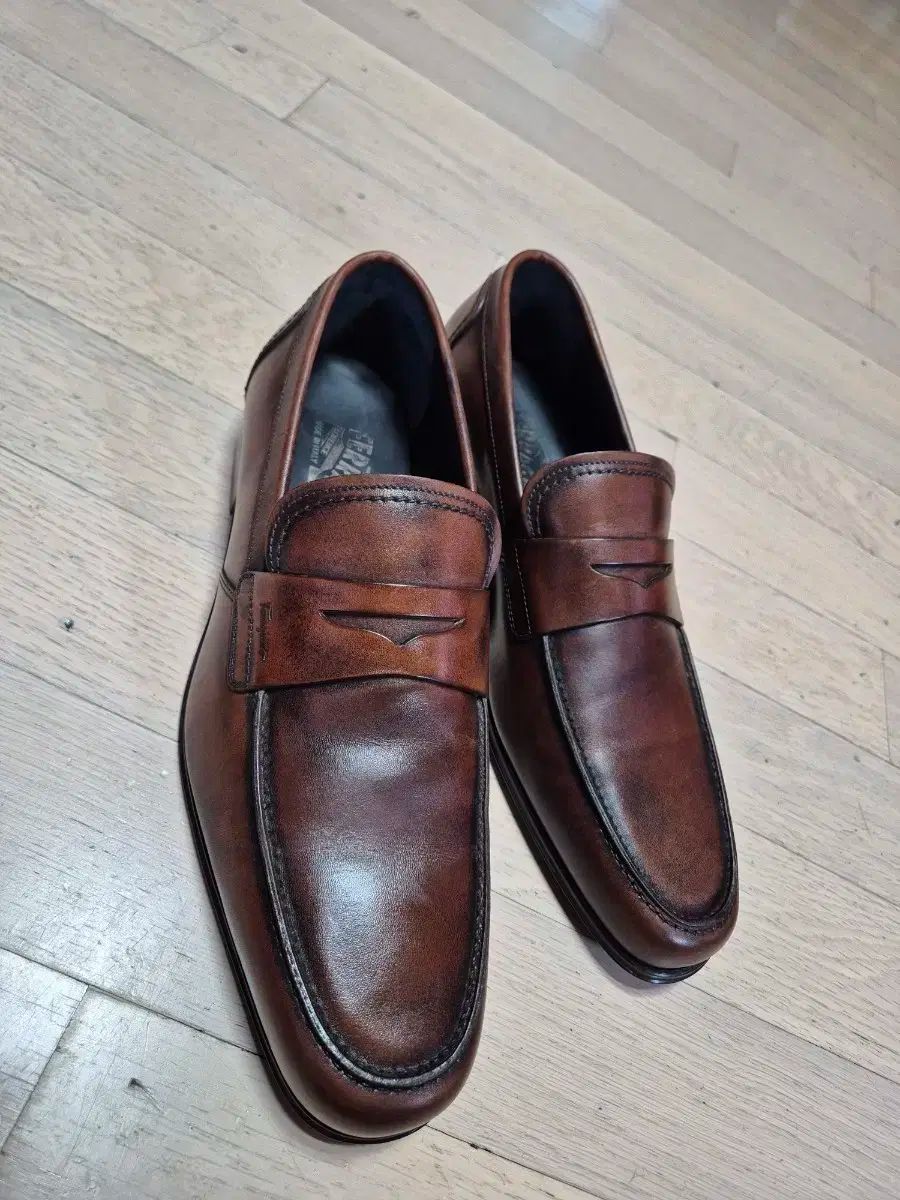 FERRAGAMO フェラガモ ブラウン メンズ ローファー 265 サイズ