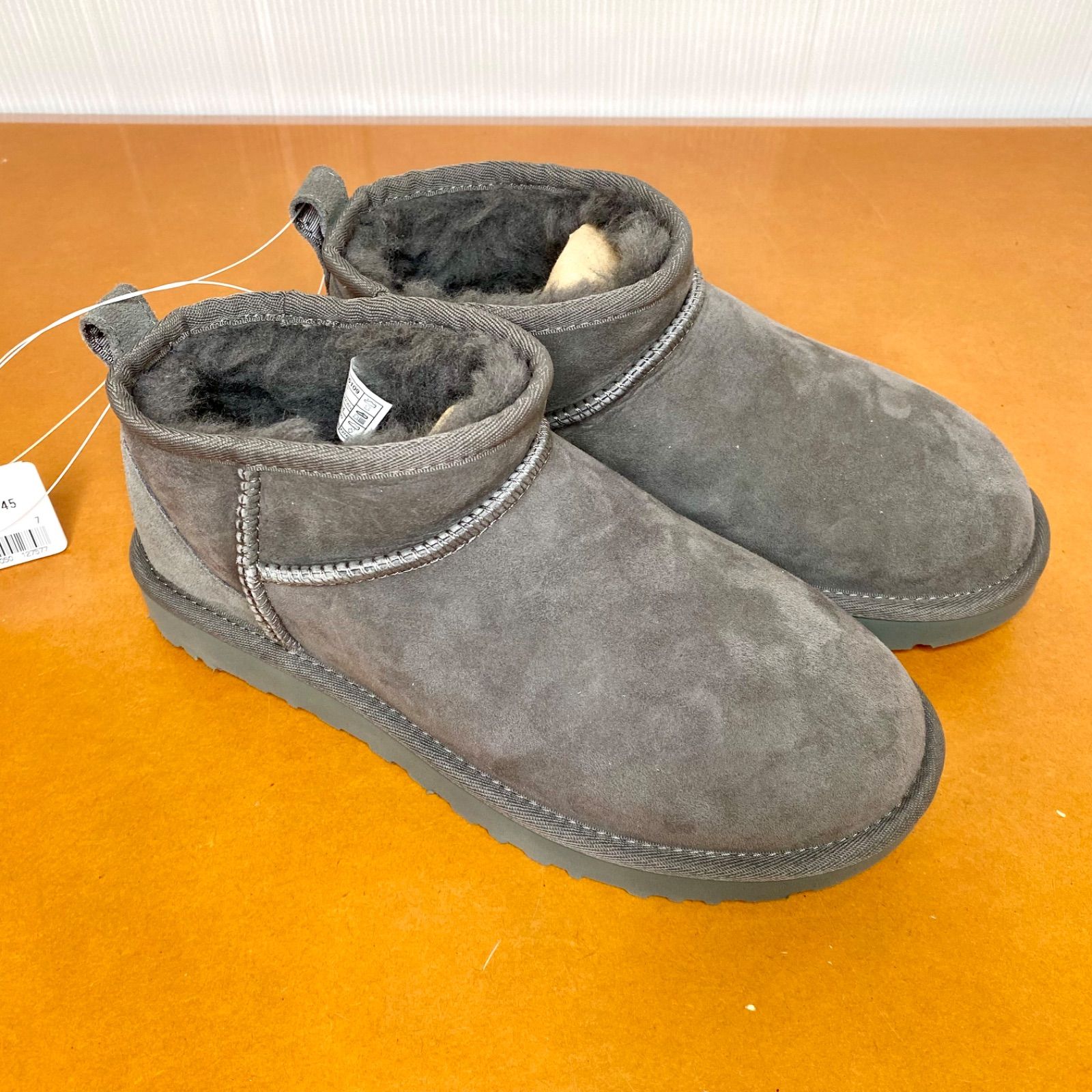 UGG アグ クラシック ウルトラミニ ムートンブーツ レディース 23cm 