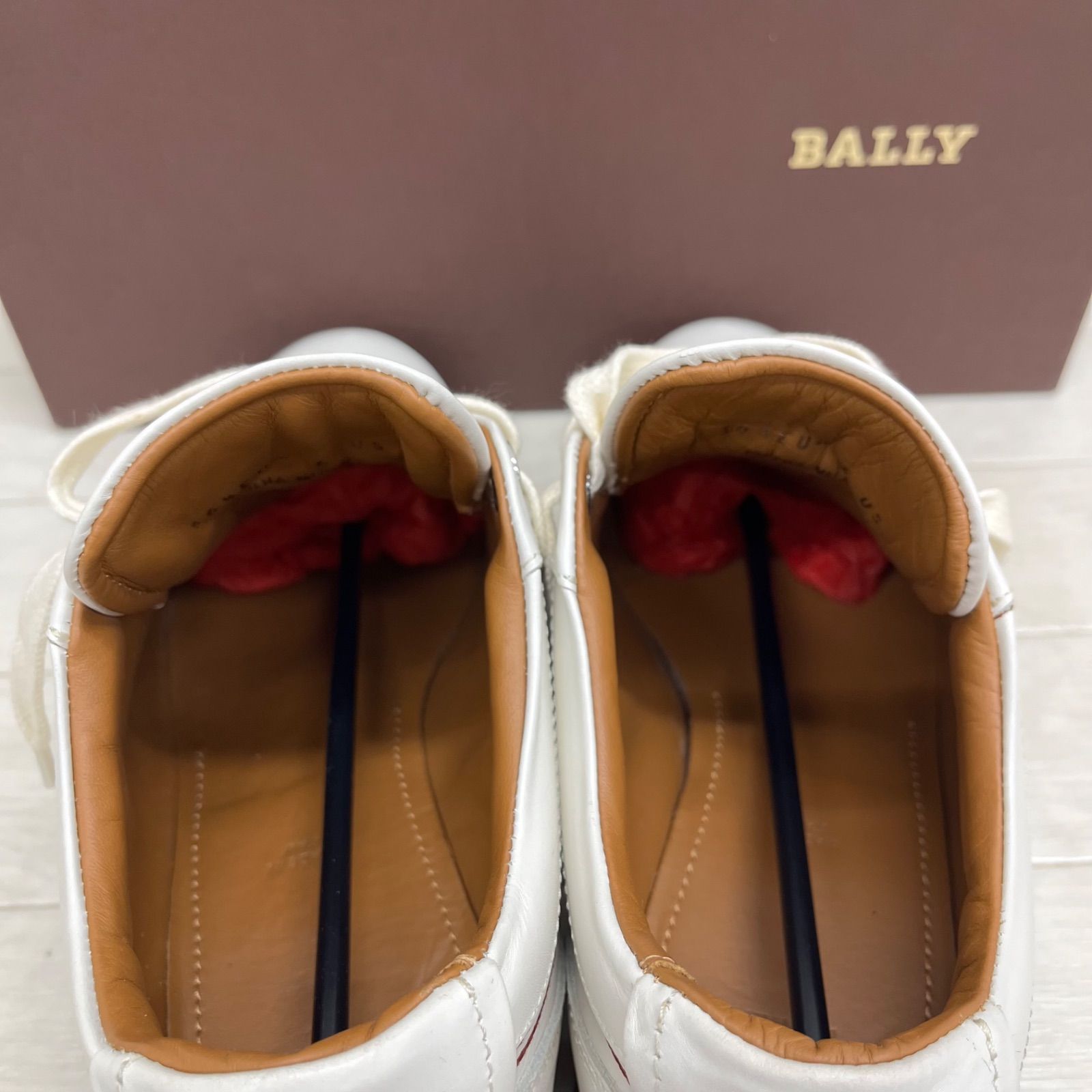 新品未使用級！BALLY バリー ピンク ホワイト スニーカー 替えヒモ 袋付 新品未使用級！BALLY バリー ピンク ホワイト スニーカー 替え