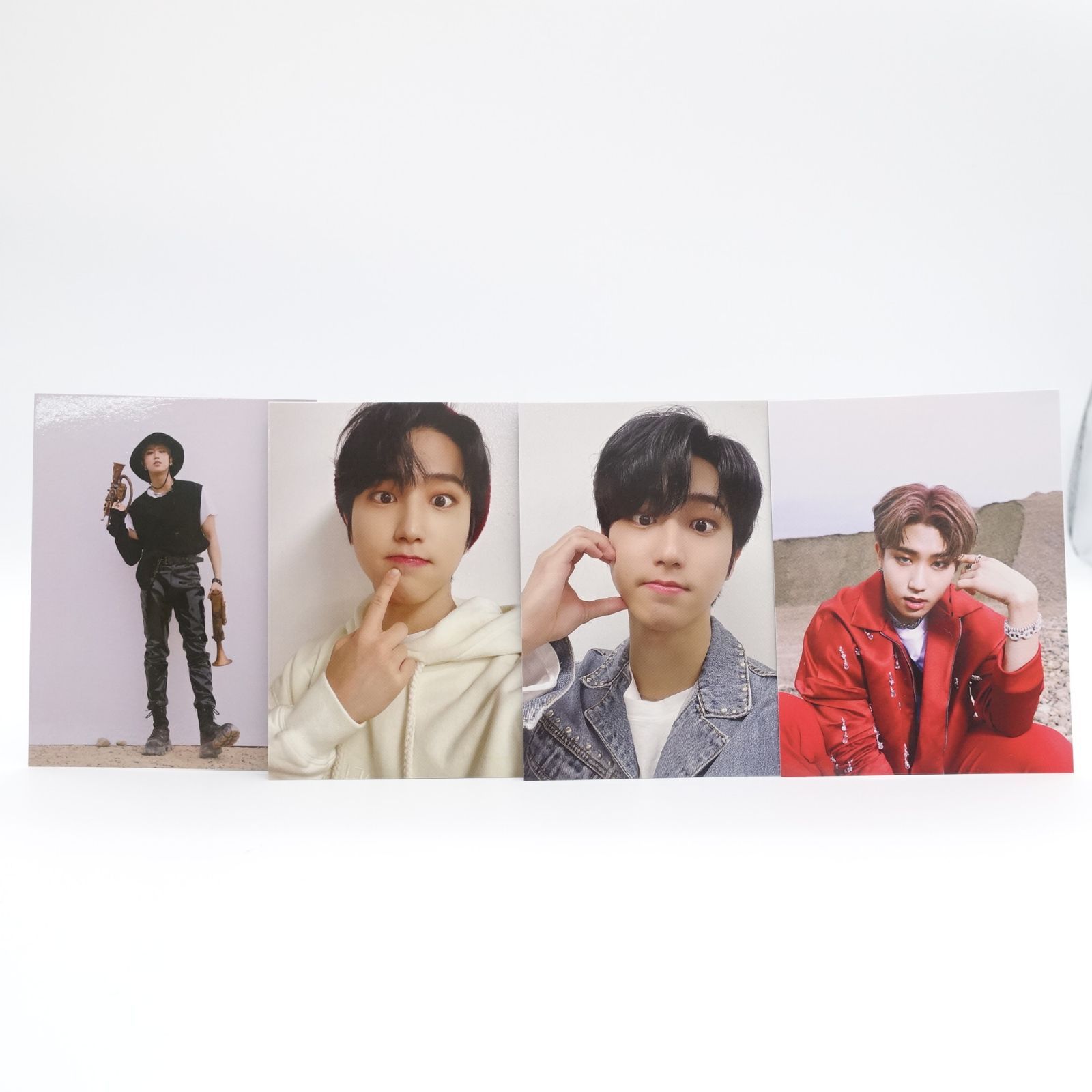 StrayKids スキズ noeasy 見詰める ハン shopee 店舗特典 トレカ
