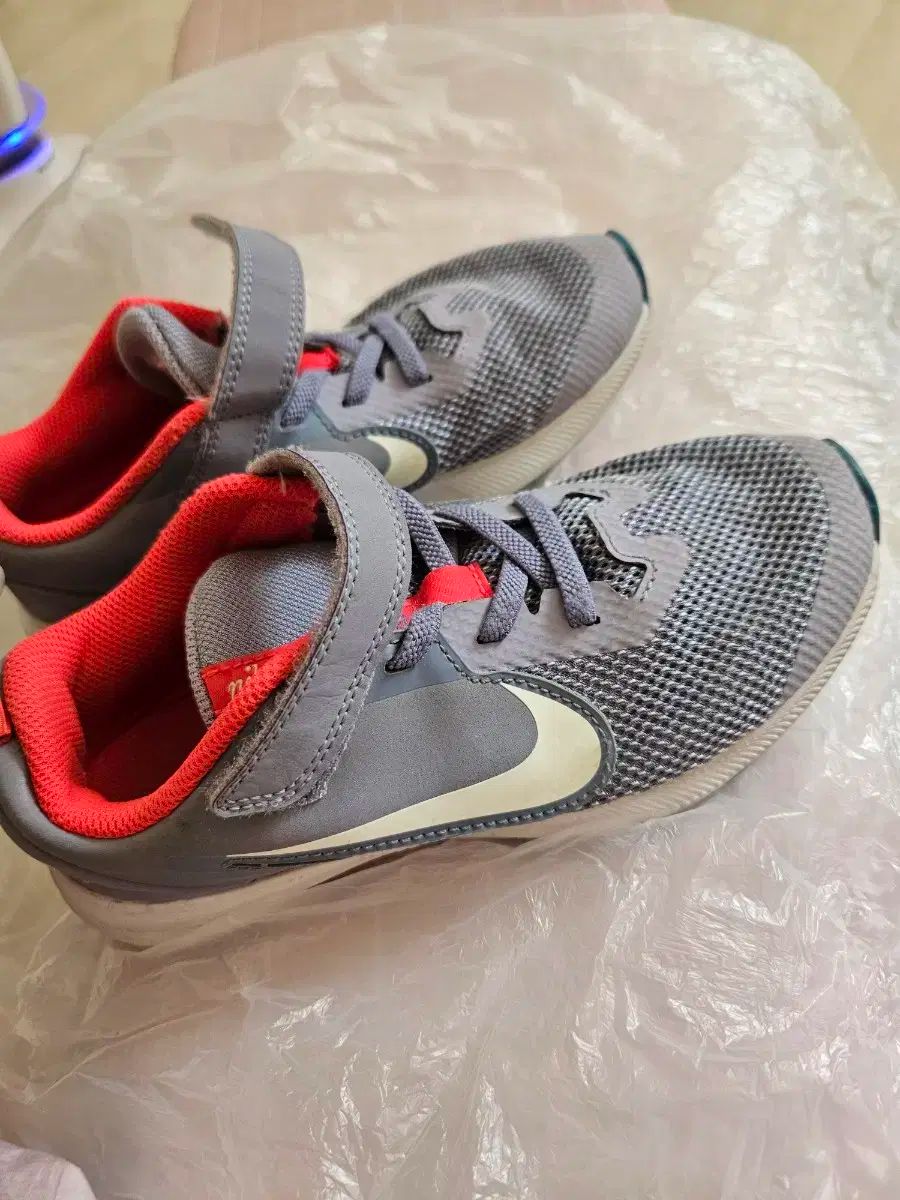  (重篤な状態) NIKE(ナイキ) 女児 200 その他