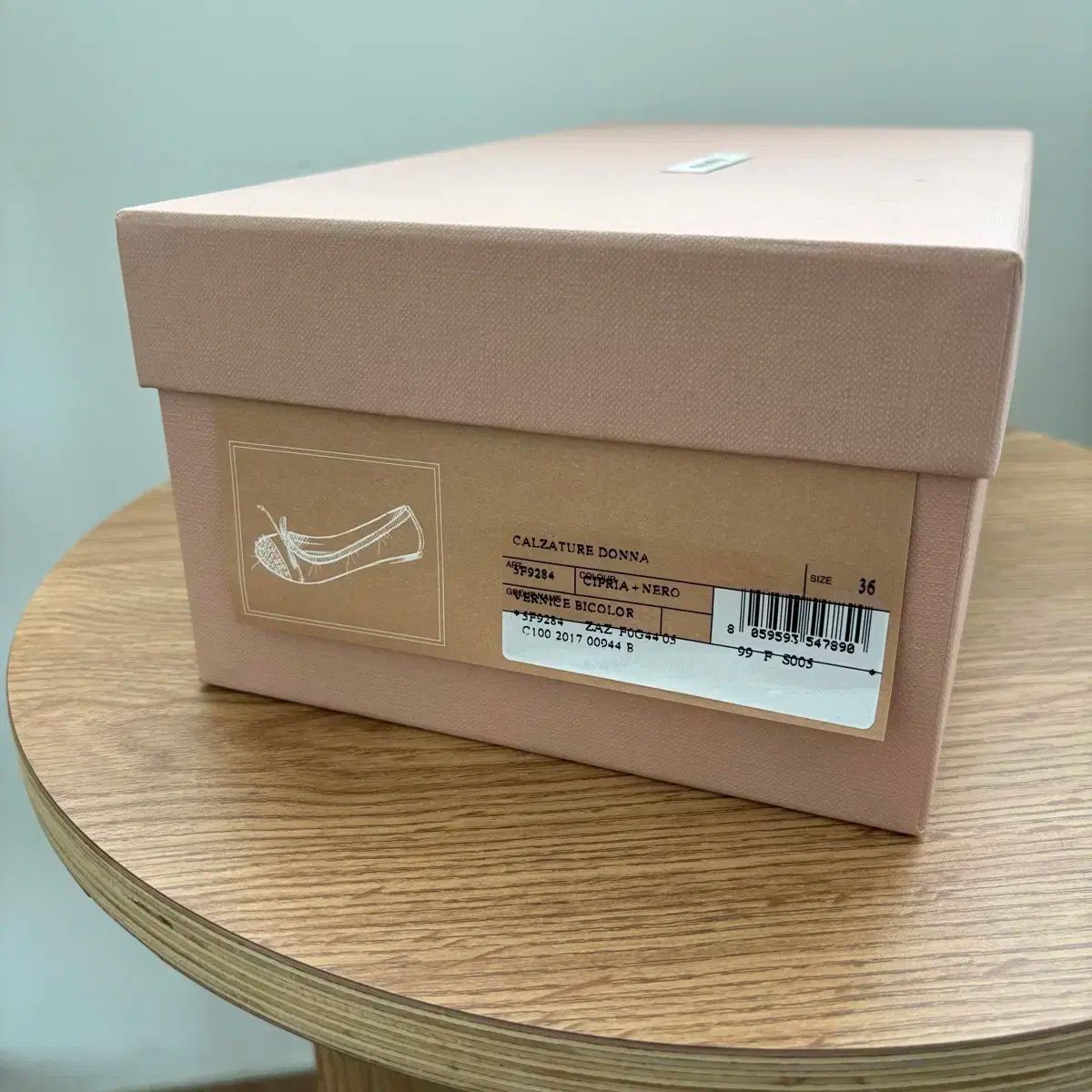 ミュウミュウ スタッズフラットシューズ