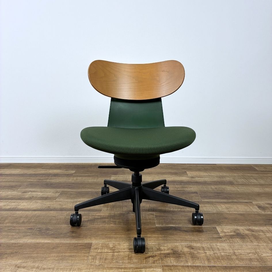 ingLIFE オフィスチェア