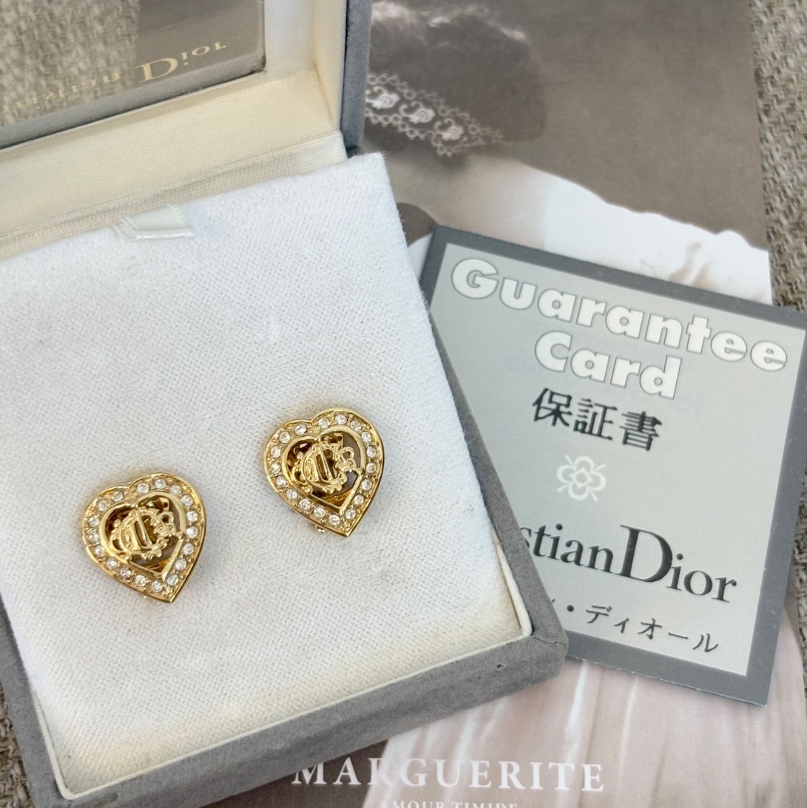 【ギフトにも】DIOR CDロゴ ハート ラインストーン ピアス 極美品】 【箱付き】Dior イヤリング CD 旧ロゴ エンブレム