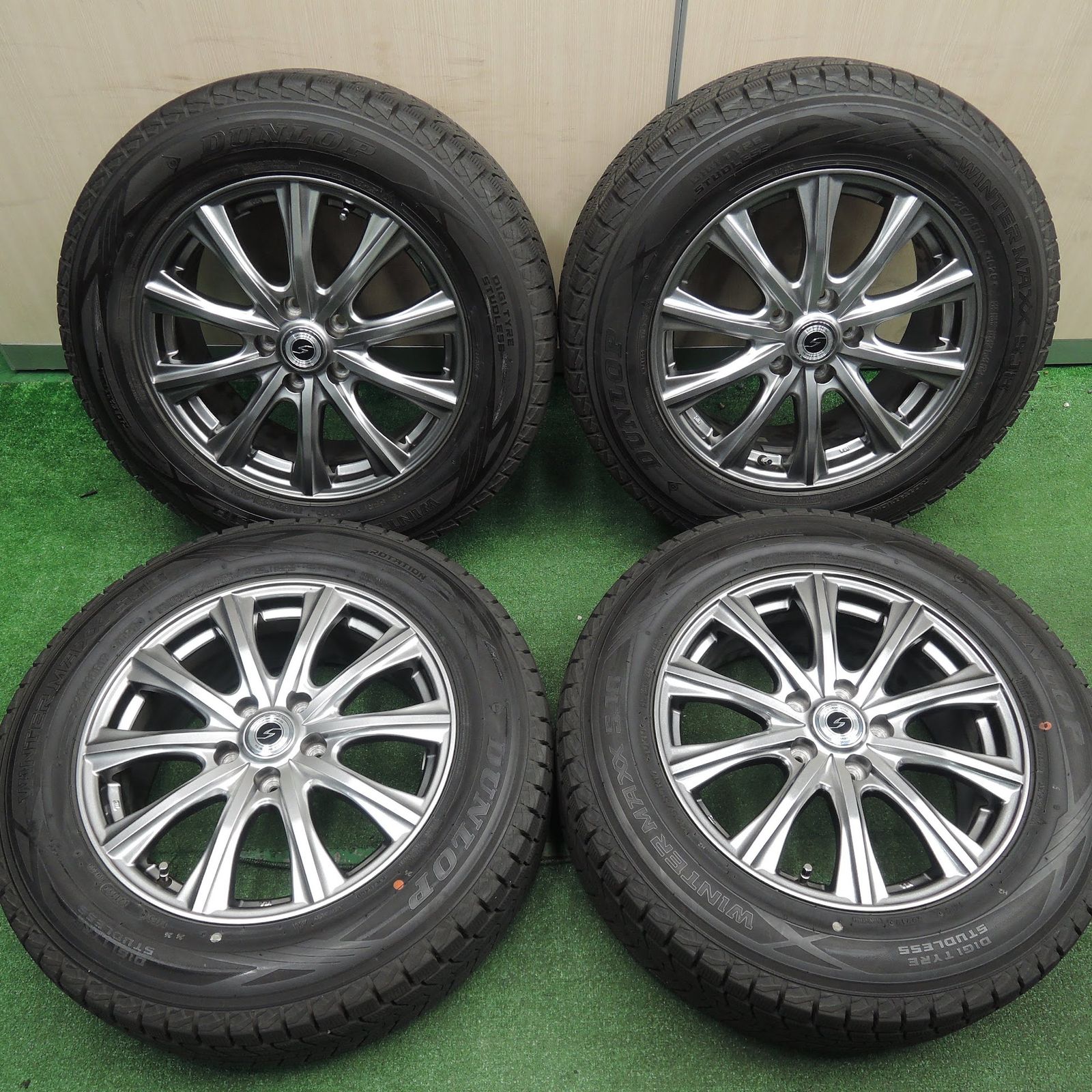 [送料無料]バリ溝！19年！キレイ！9.5分★スタッドレス 225/65R17 ダンロップ ウインターマックス SJ8 SEMVAES 17インチ  PCD114.3/5H★3111805HAス