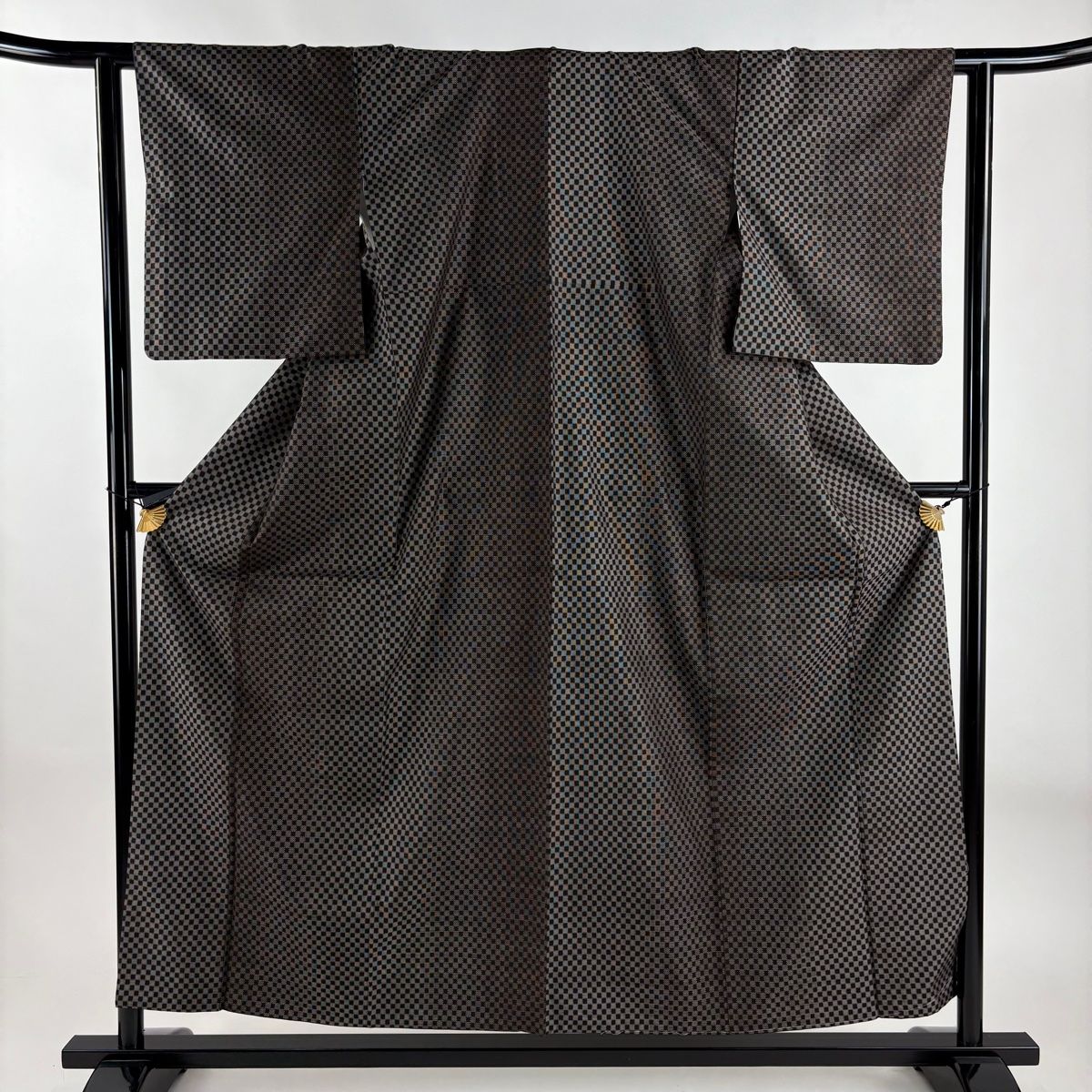 大島紬 身丈155cm 裄丈62cm S 袷 純泥染 証紙 市松 焦茶色 正絹