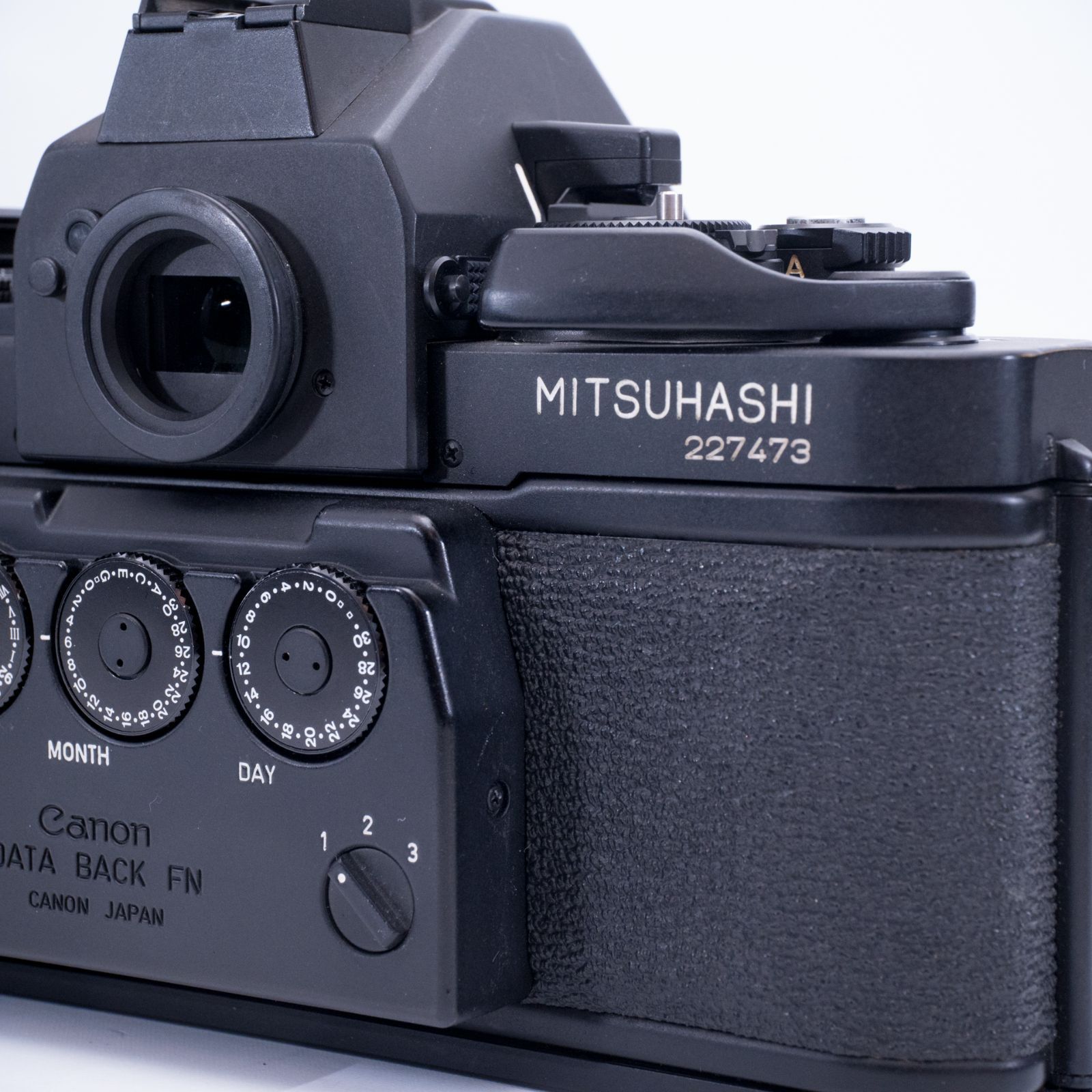 Canon New F-1 AE + DATE BACK FN 本体【美品】 Canon New F-1 AE + DATE BACK FN 本体のみ【美品】 - メルカリ