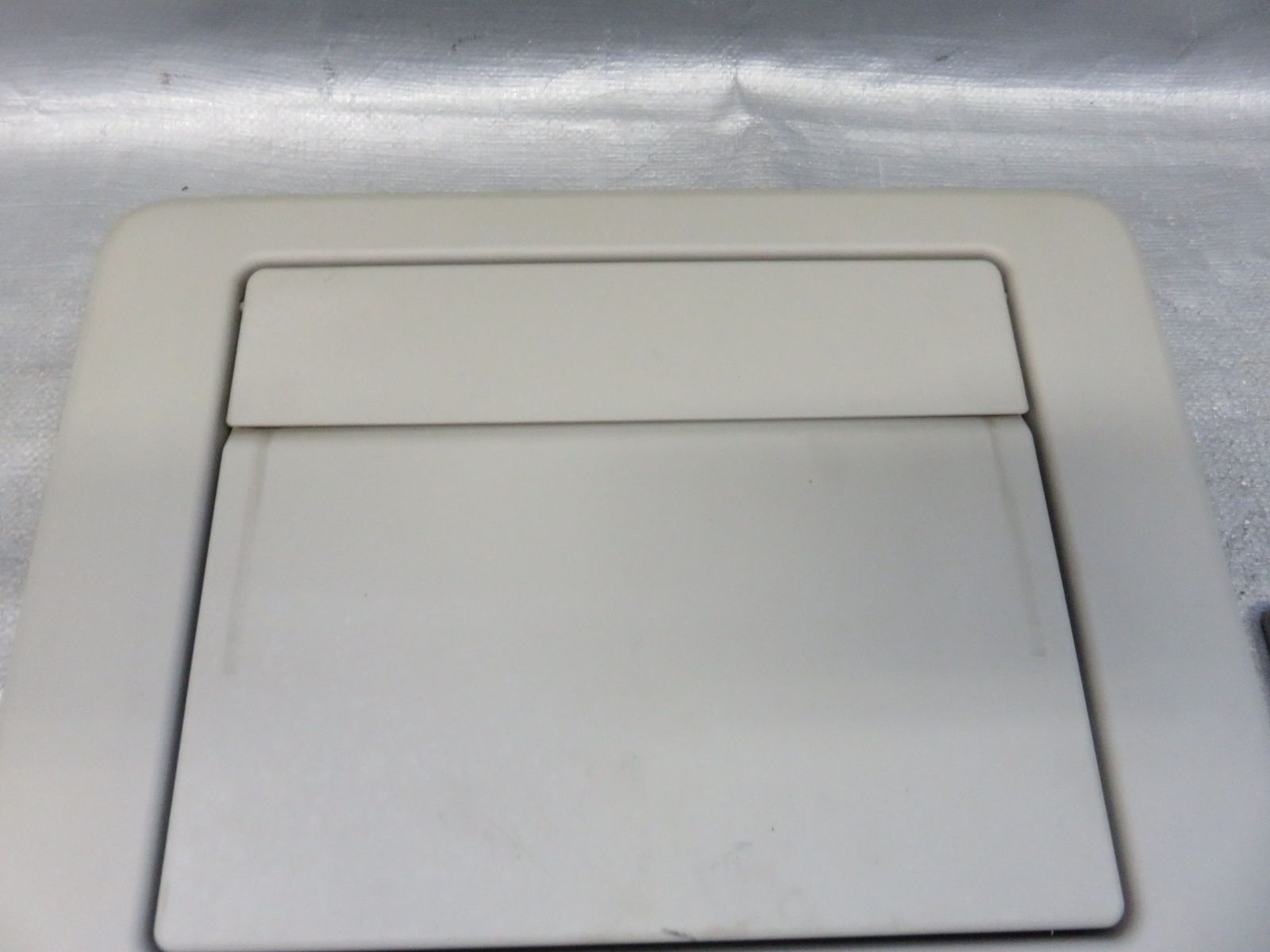 STD7173 アルファード ヴェルファイア ANH20W ANH25W GGH20W GGH25W 純正リアフリップダウンモニター 86680－58040 グレー