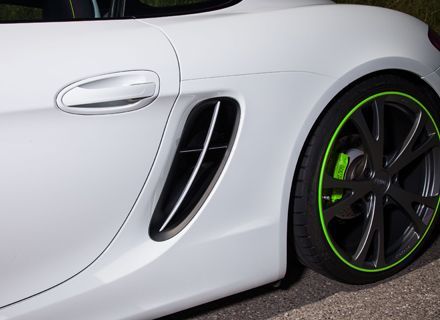 【新品未使用】TECHART（テックアート）製エアチャンネルトリム・ポルシェ981ボクスター（981BOXSTER）用・品番081.100.480.009 新品未使用】TECHART（テックアート）製エアチャンネルトリム