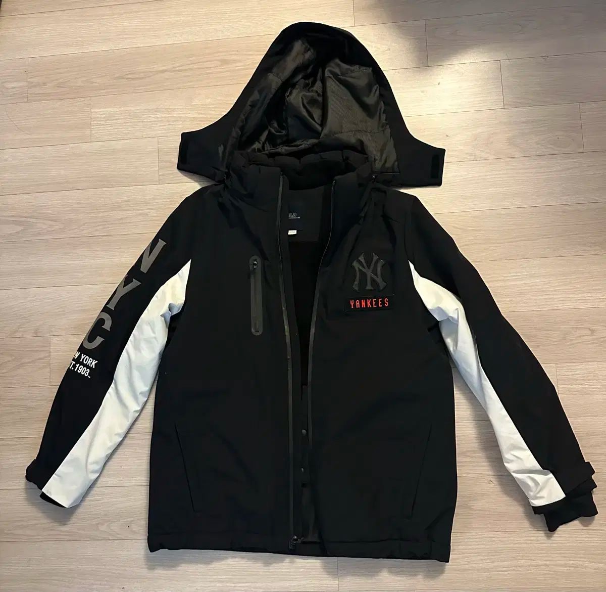 MLBキッズ 155サイズ ボードアウター 一般アウター活用