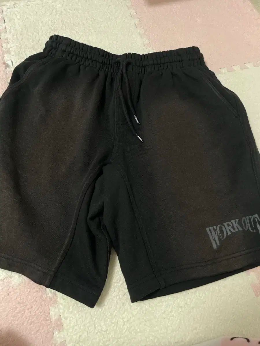 ショートパンツ m