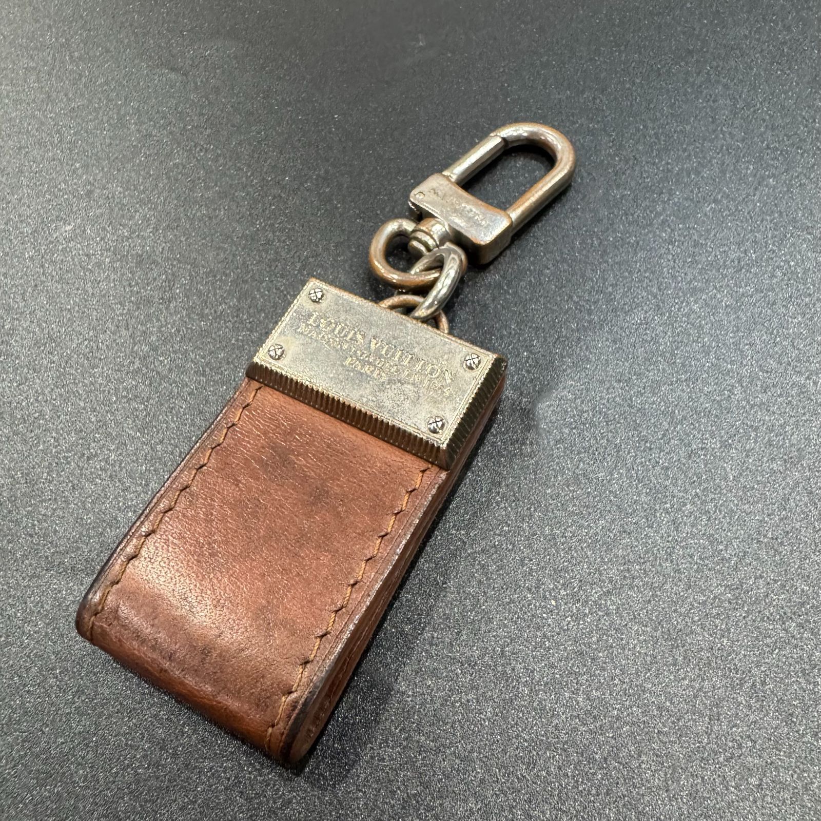 ルイ ヴィトン チャーム ポルトクレ イントゥーザ フラワー M69406