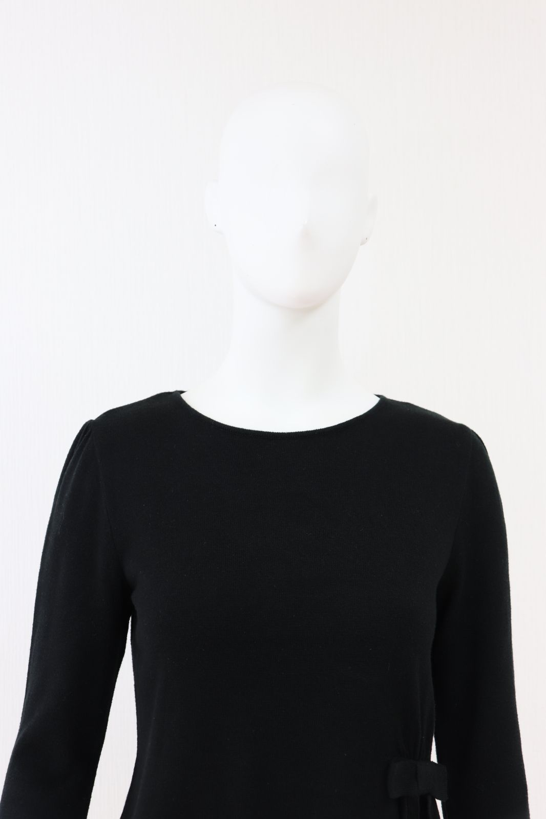 Rene（売れ筋商品|||ルネ）　リボンアシンメトリーニットトップス　5732150　黒/ブラック Rene☆ルネ リボンアシンメトリーニットトップス 5732150 黒