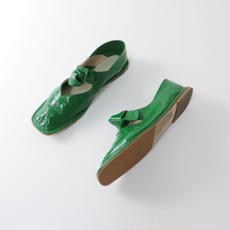 美品 2023SS ヘリュー HEREU Llasada Crinkled Glossy スクエアトゥ  