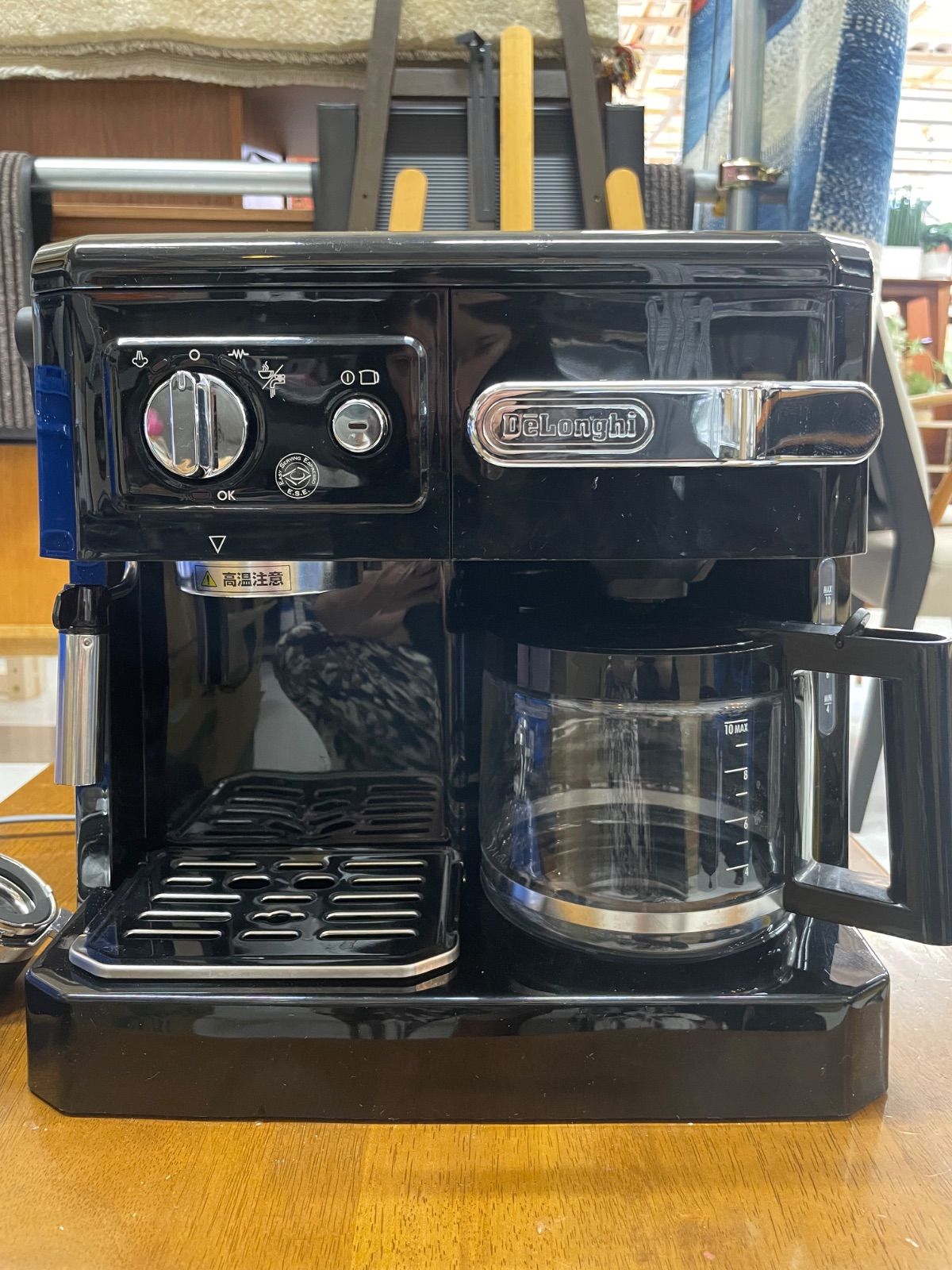 DeLonghi デロンギ BCO410J B コンビコーヒーメーカー ブラック S3686406 デロンギ DeLonghi BCO410J-B コンビコーヒーメーカー ブラック