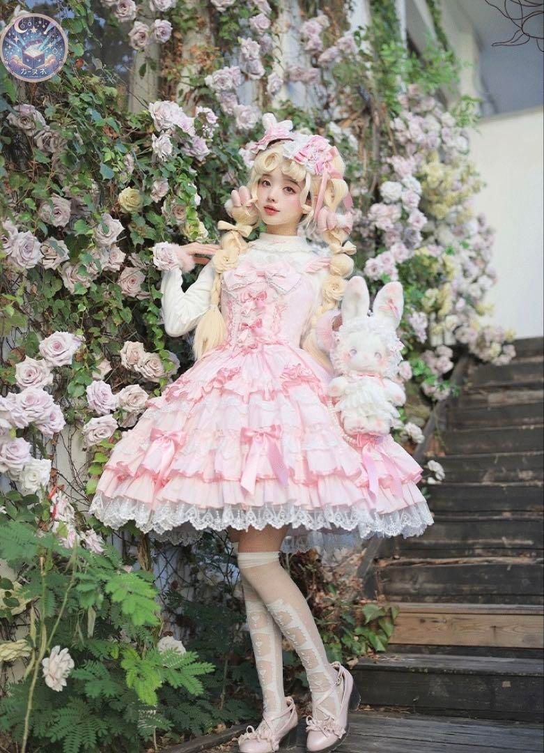 フリルたっぷりロリータワンピース