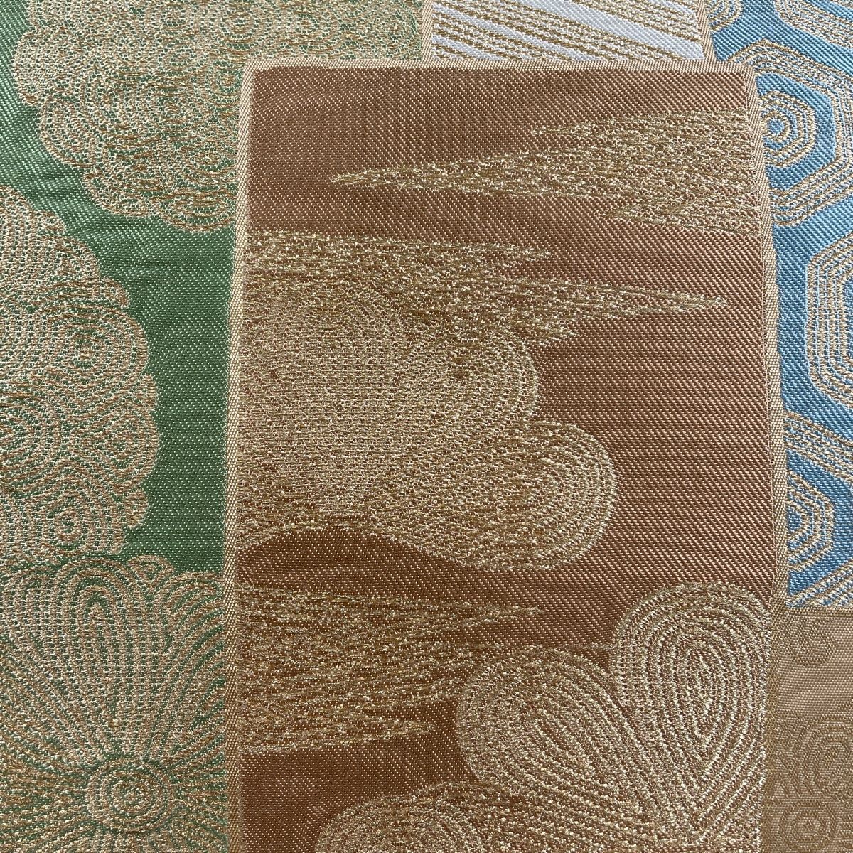 袋帯 　川島織物　古典柄 袋帯 名品 川島織物 落款 関西仕立て 有職文様 菊 金糸 箔 薄