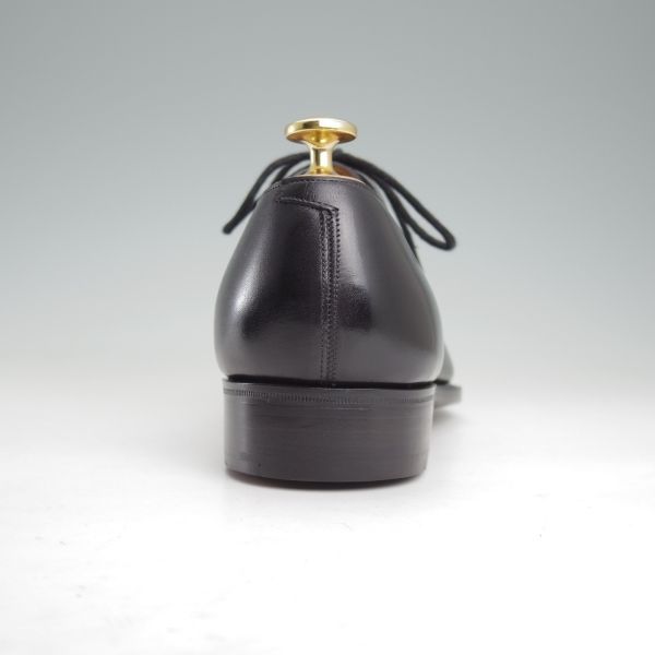 ガジアーノ&ガーリング HAYES メダリオンチップ 8.5 【 美品 】 ガジアーノ&ガーリング HAYES メダリオンチップ 8.5 【 美品