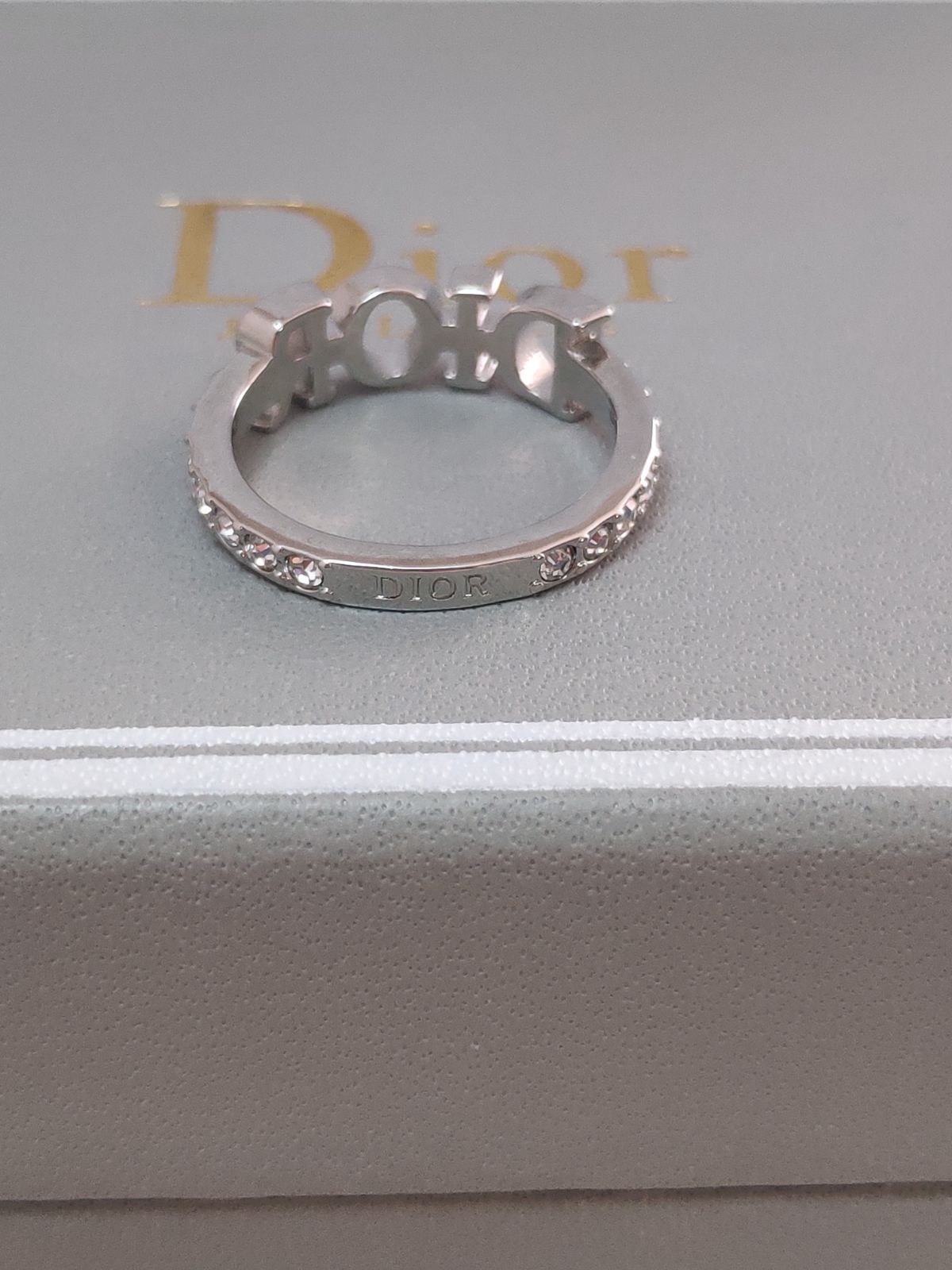 [正規品 新品未使用]DIORクリスチャンディオール メタルクリスタルリング ❤️ クリスチャンディオール✨Dior リング✿指輪 ♡DIOR メタル