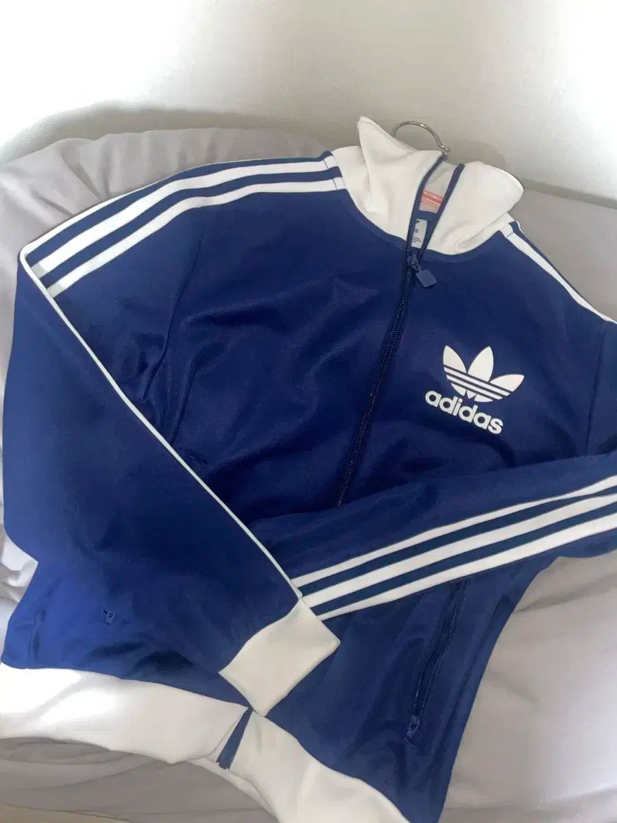 95 adidas アディダス BECKENBAUER ベッケンバウアー クラシック トラックトップス ダークブルー IY2222