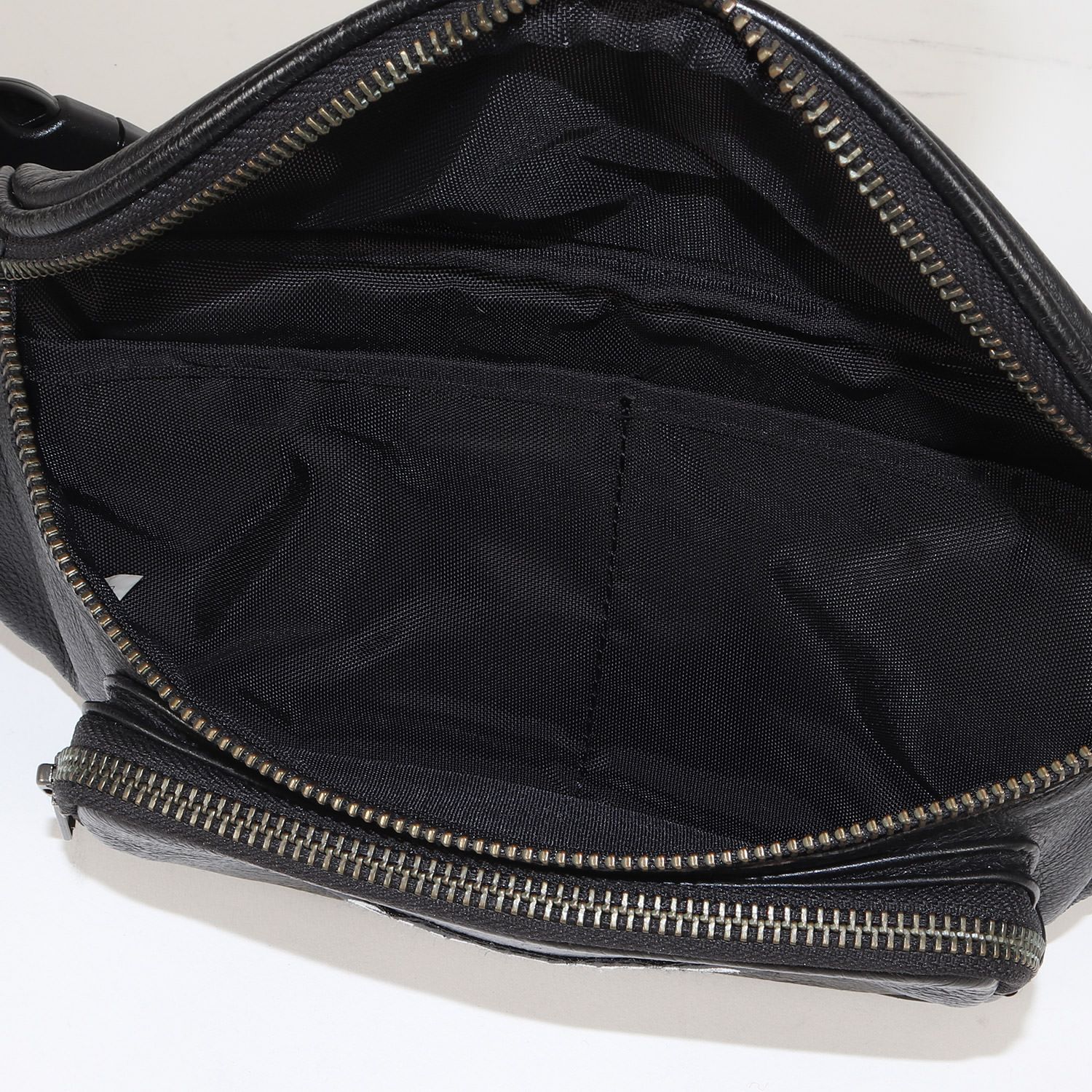 美品 Supreme シュプリーム レザー ウエストバッグ(Leather Waist Bag