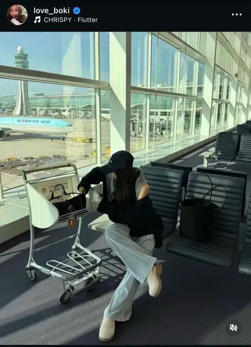 フロアカーディガン