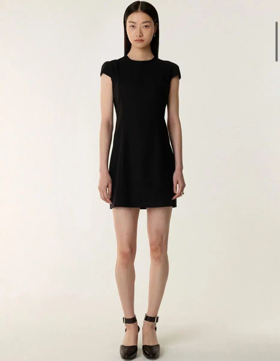 KINDERSALMON キンダーサルモン Shaped Little Mini Dress Black ワンピース