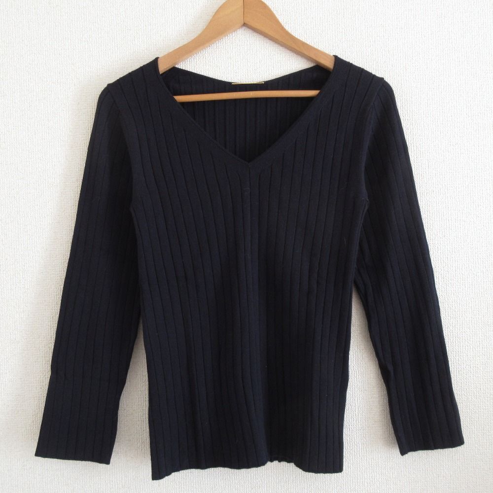 【ラッピング無料】 美品 Deuxieme Vネック utility ドゥーズィエムクラス Classe トップス