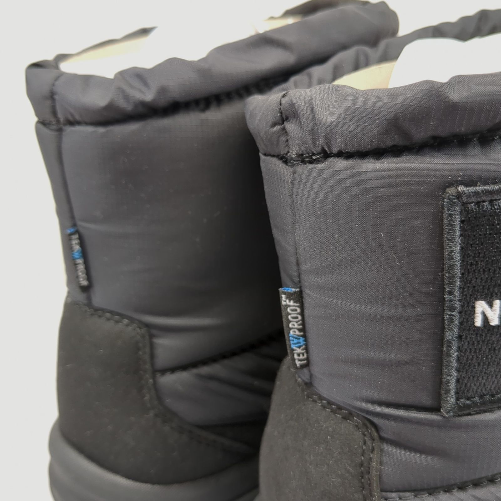 ウォータープルーフ ロゴ