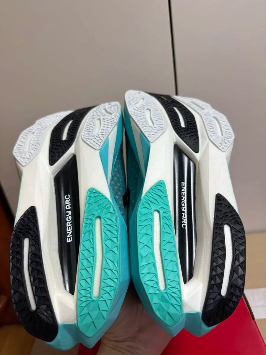 ランニングシューズ