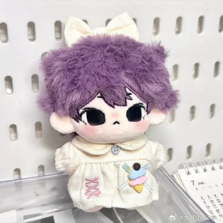 stray  kids リノ　ぬいぐるみ　10cm 新品　マスター Amazon.co.jp: stray kids リノ 10cm ぬいぐるみ マスター