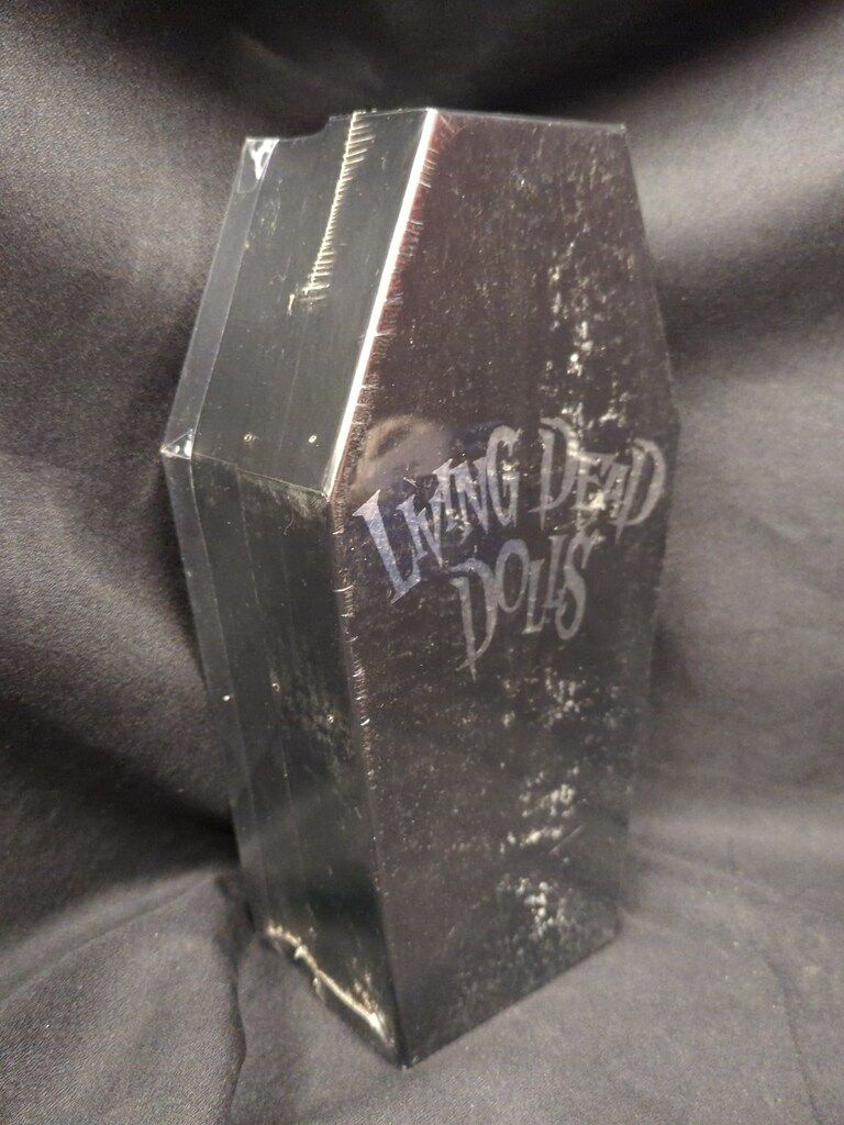 メズコ リビングデッドドールズ シリーズ4 Sybil 最終価格 living dead