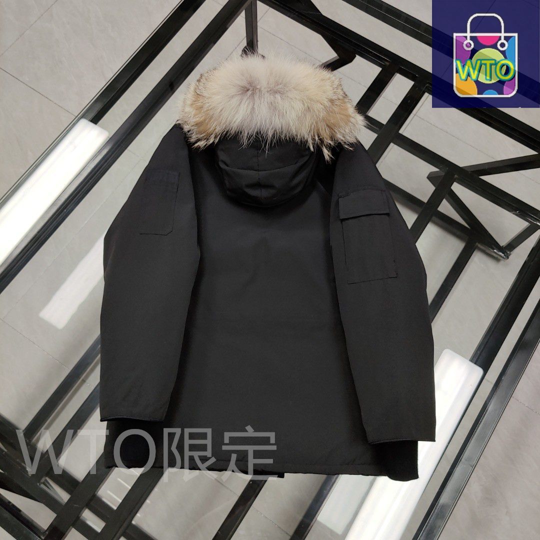 ほぼ未使用✨　カナダグース　ダウンジャケット　ブラック　M メンズ カナダグース/Black Label CANADA GOOSE カナダグース ブラック