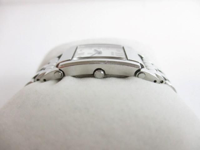 良品 セイコー SEIKO 腕時計 2針 1F20-0AM0 ホワイト シルバー 良品 セイコー SEIKO 腕時計 2針 1F20-0AM0 ホワイト シルバー