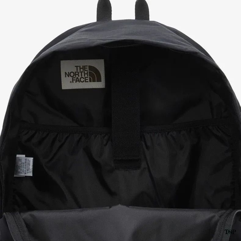 全新品 [ザノースフェイス]THE NORTH FACE WL DAY PACK NM2DQ08J デイパック バックパック バッグ リュックサック A4収納 通勤 通学 WHITELABEL メンズ レディース 男性用 女性用 男女兼用