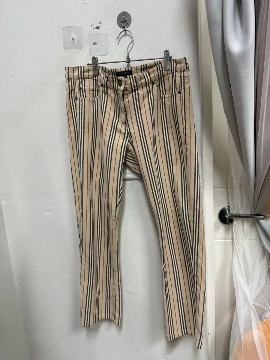 BURBERRY バーバリー ズボン