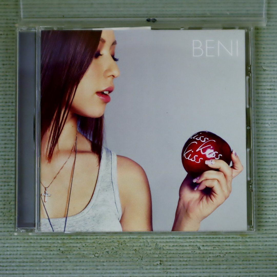 国内盤CD☆ベニ/BENI□ Kiss Kiss Kiss □4988005553744/UPCH