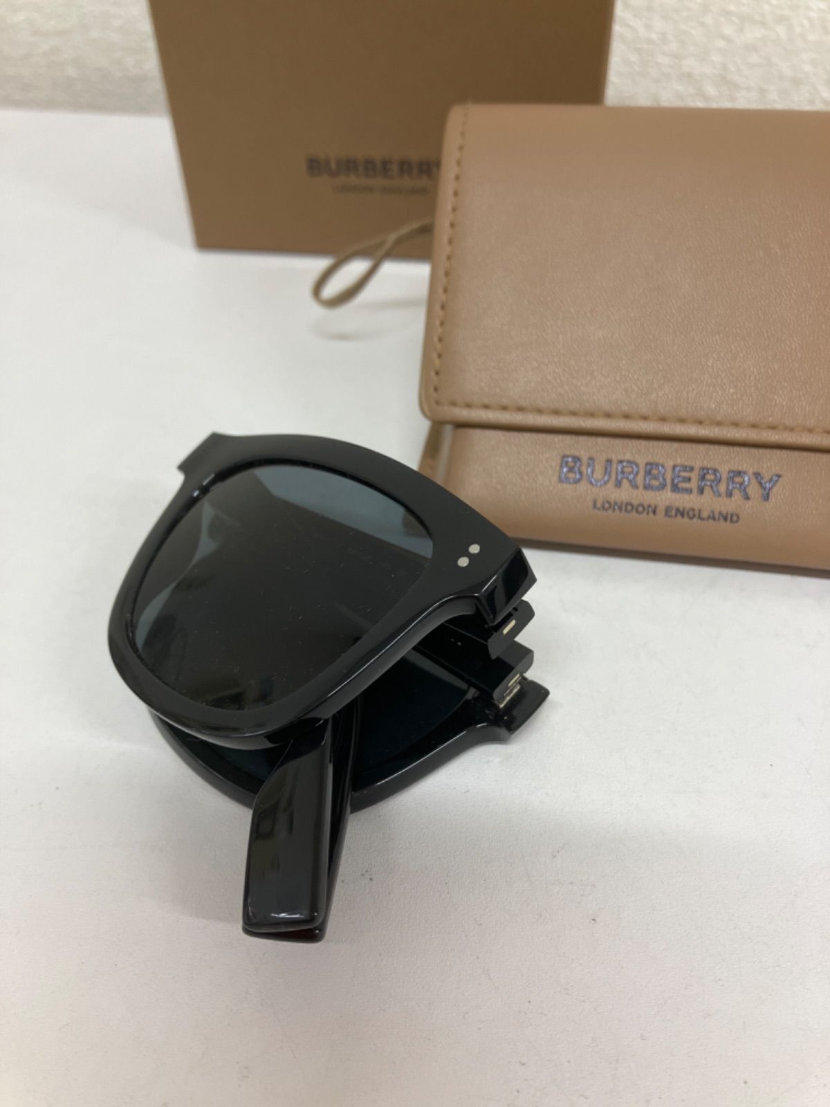 美品】BURBERRY サングラス 0BE4341 - メルカリ