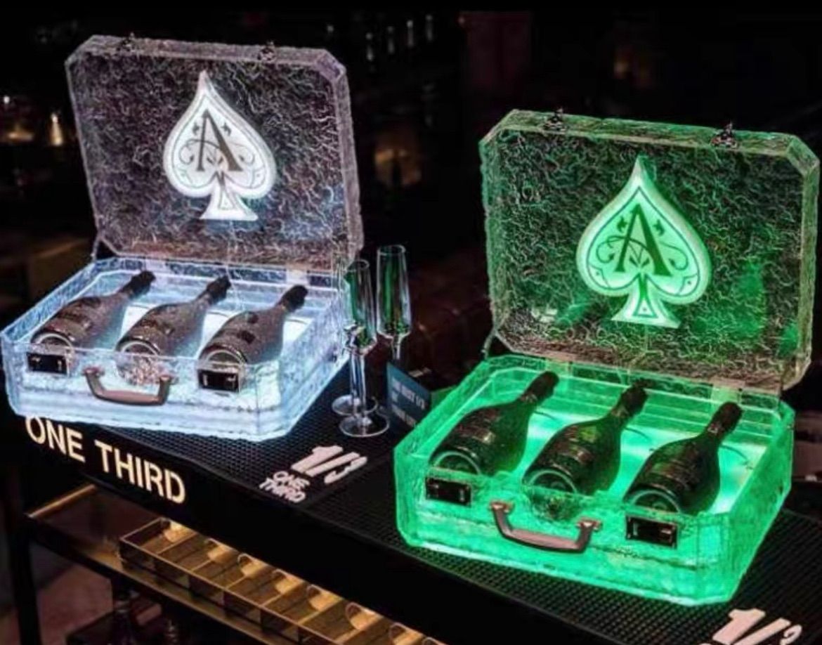 ⭐︎シャンパン ケース⭐︎ LED搭載 ディスプレイ