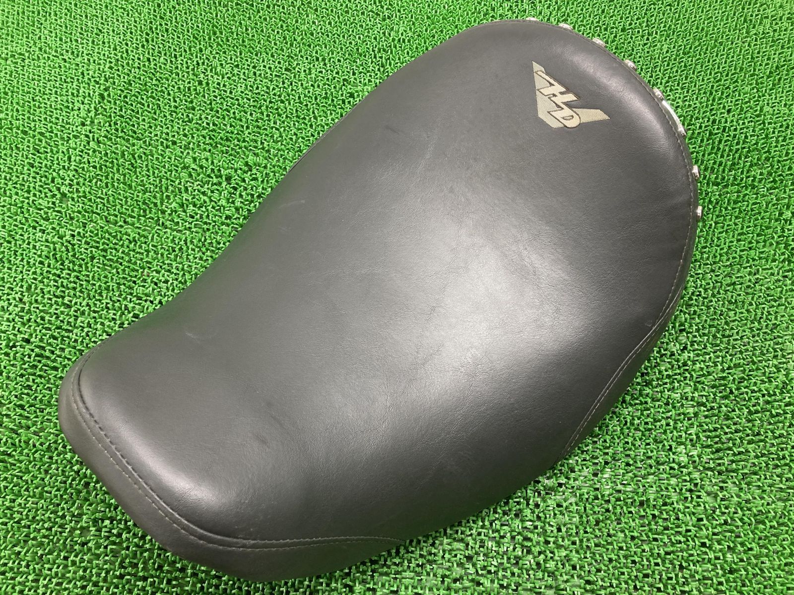 専用　8枚 FLSTCU1580 サイレンサーマフラー 65748-07/65949-07 ハーレー