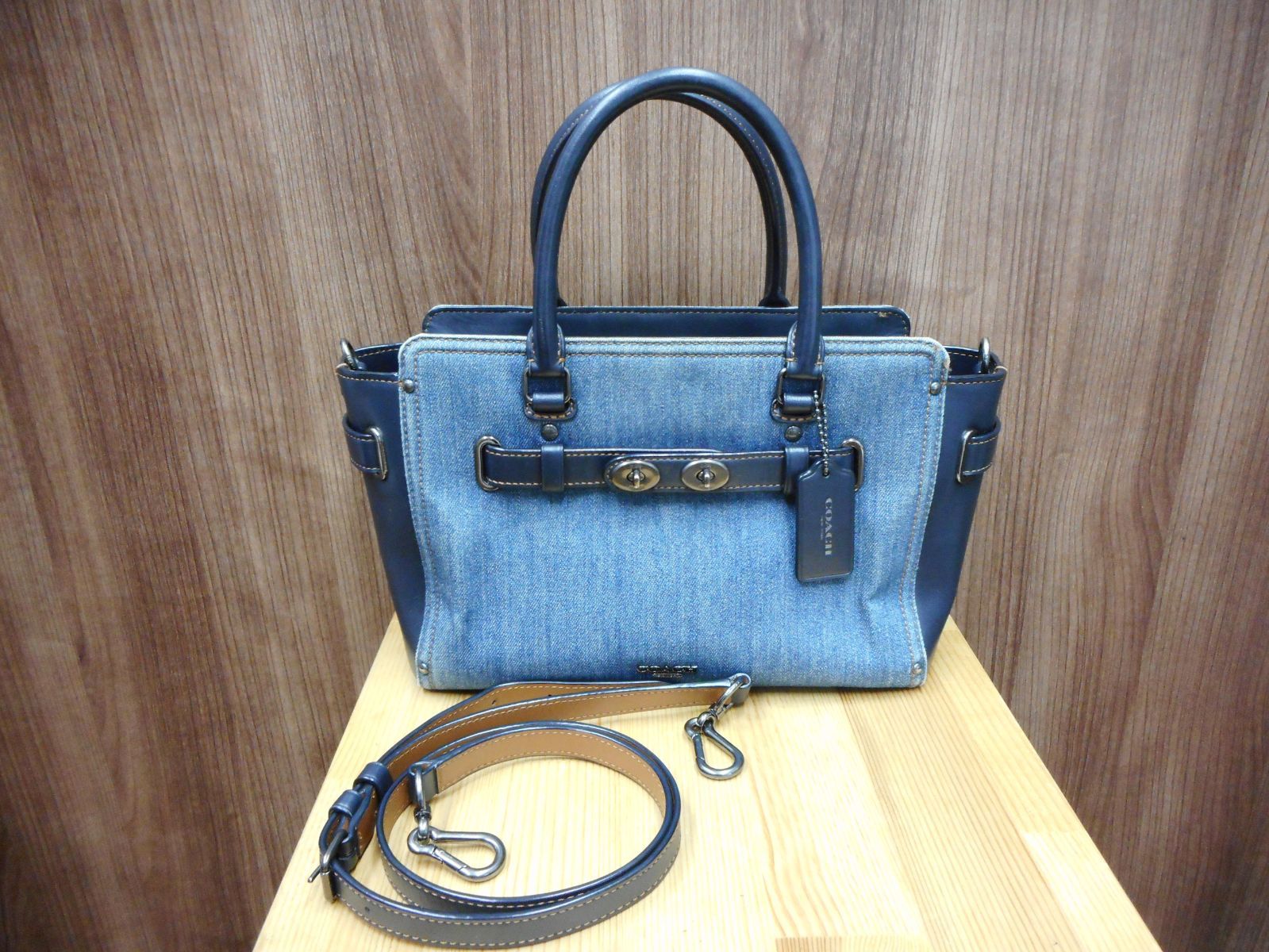 COACH スワッガーデニムショルダーバッグ コーチ(COACH) デニム