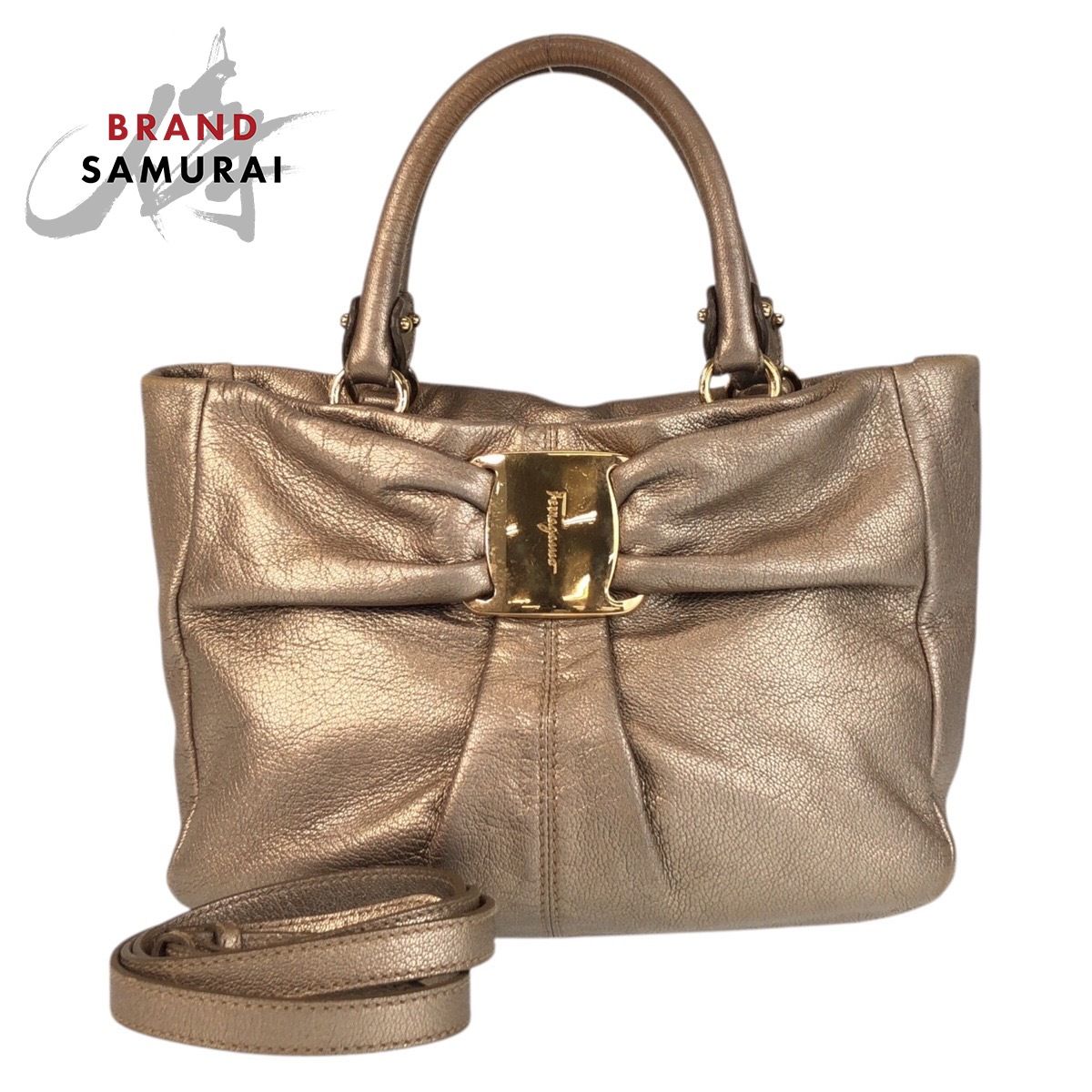 Salvatore Ferragamo サルヴァトーレフェラガモ ヴァラリボン AU-21  