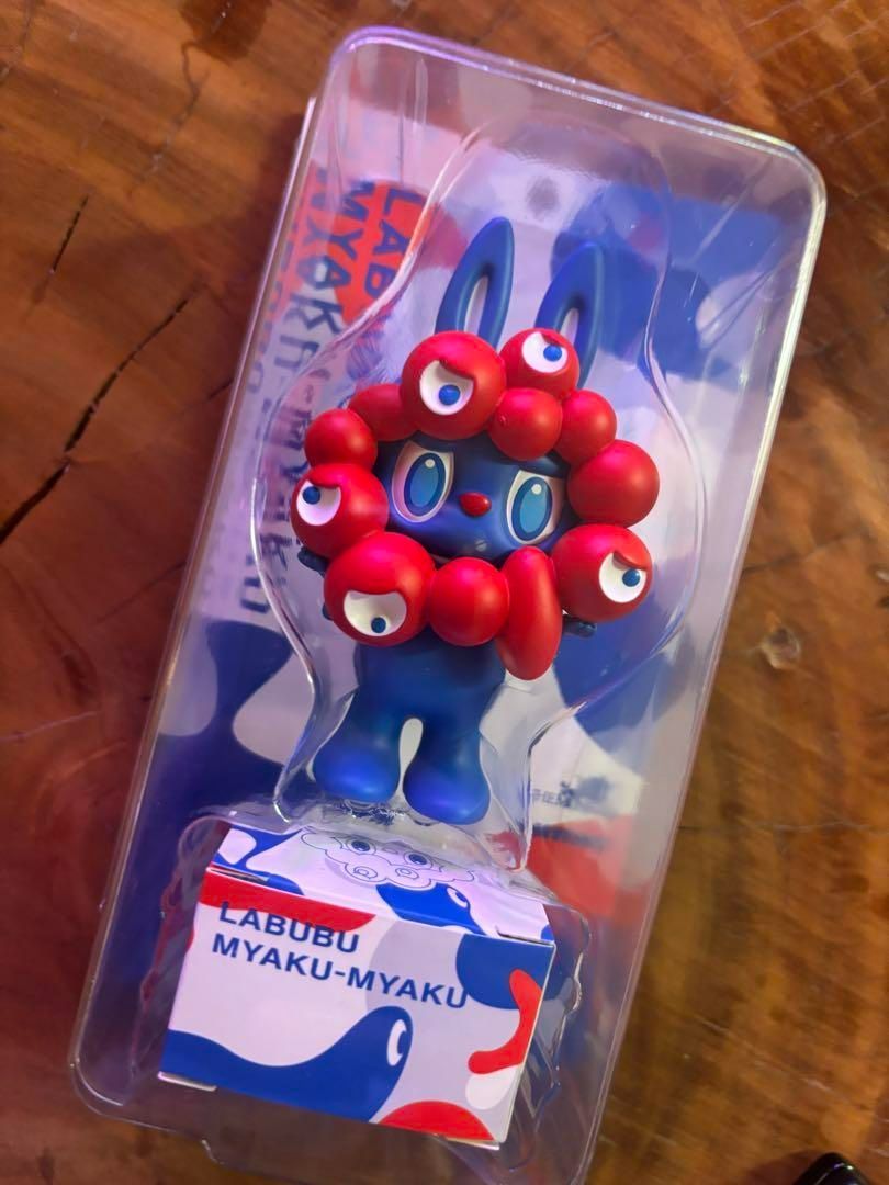 LABUBU MYAKU-MYAKU フィギュア - メルカリ
