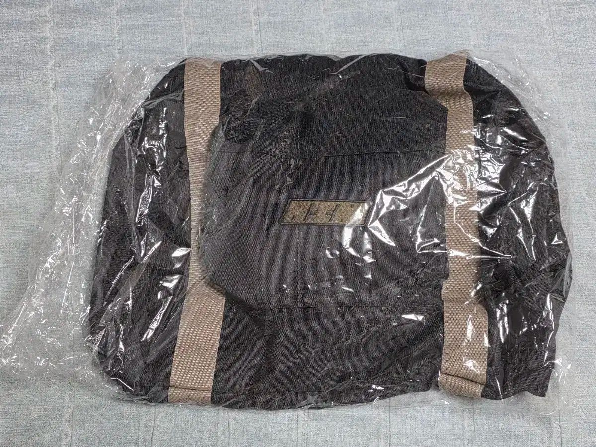 あいみょん　ドルフィンアパート追加公演　ボストンバッグ新品未開封品 あいみょん 未開封 ボストン バッグ 販売 あいみょんDolphin