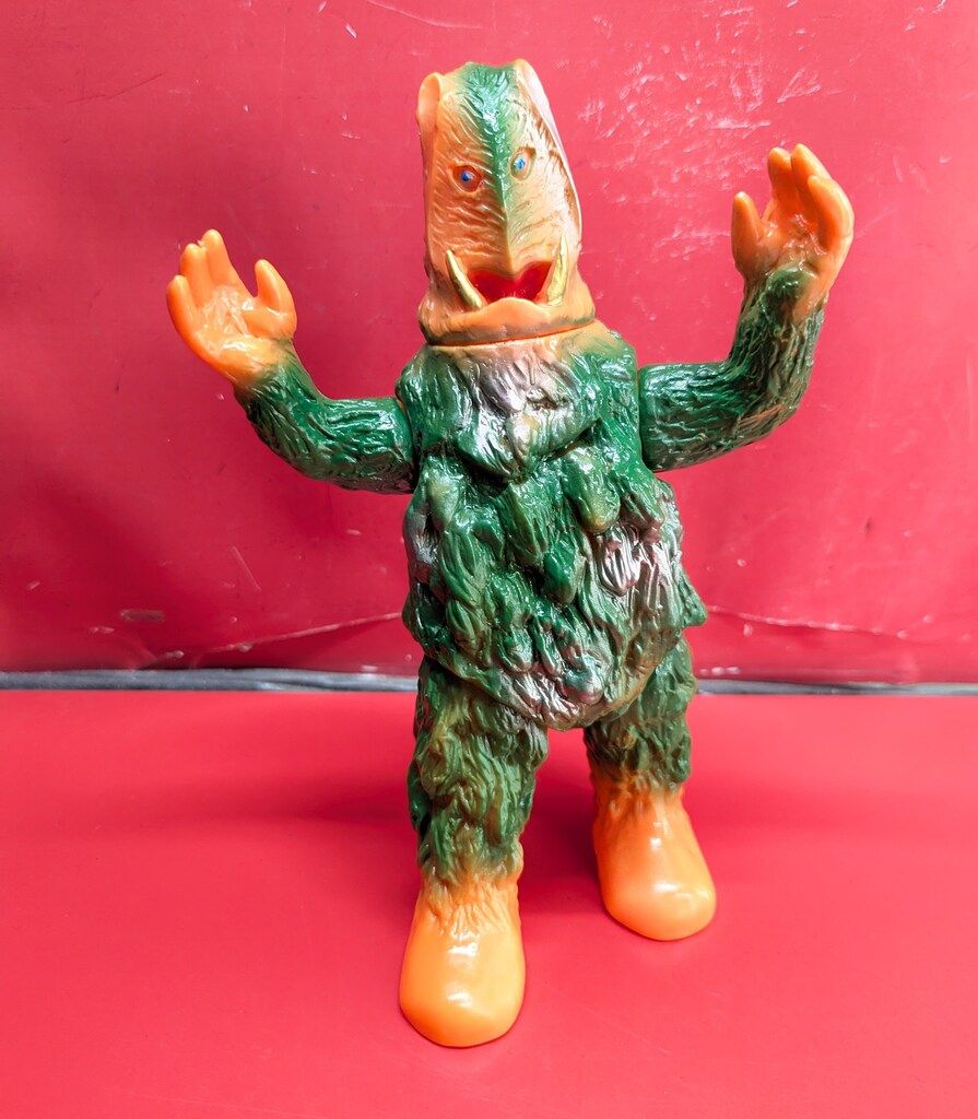 マルサン 復刻 ウルトラ怪獣シリーズ ザガラウス