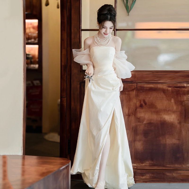 フレンチチューブトップ✨ウェディングドレス リボンがキュート