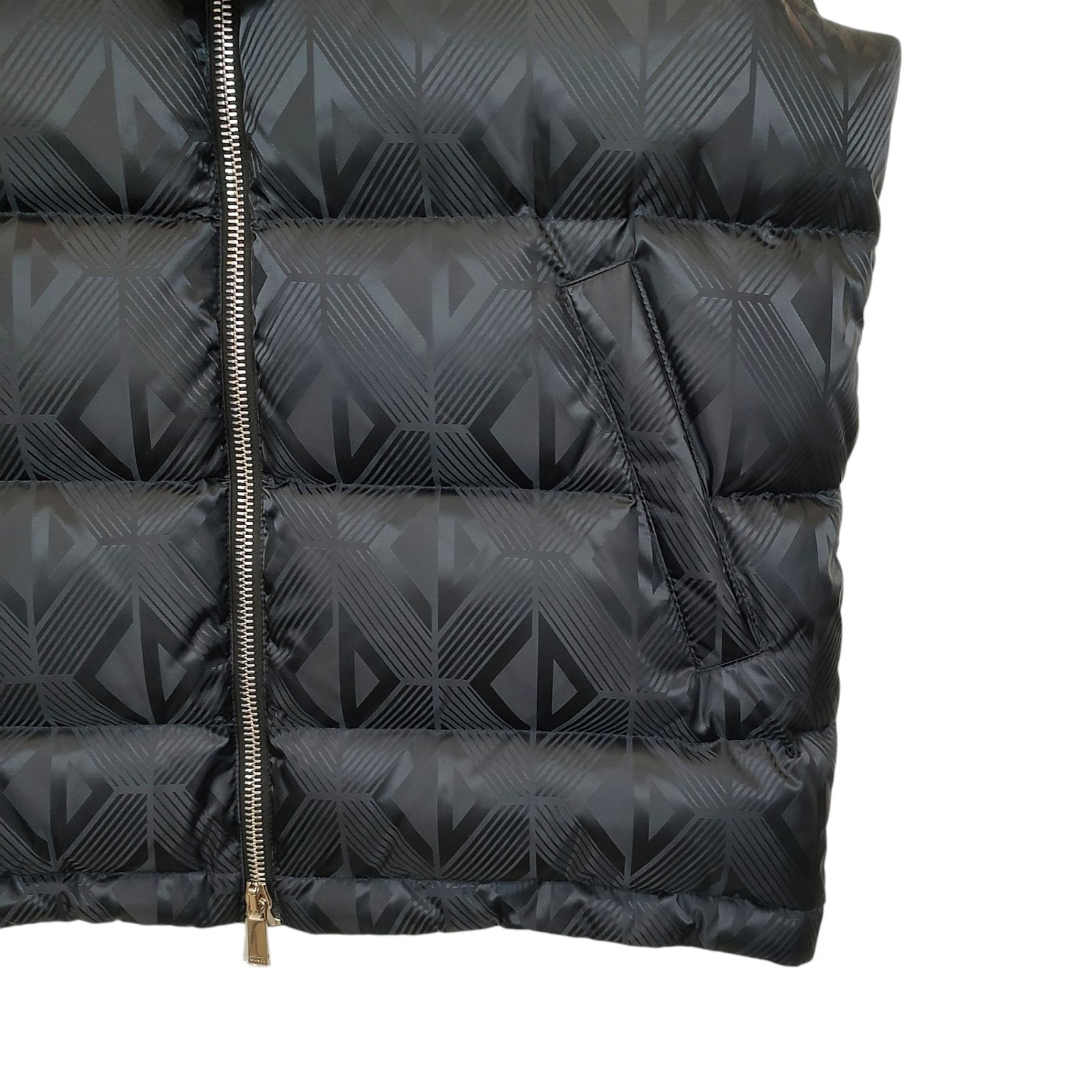 DIOR ディオール ダウンベスト 033C410C5711 48 ブラック - メルカリ